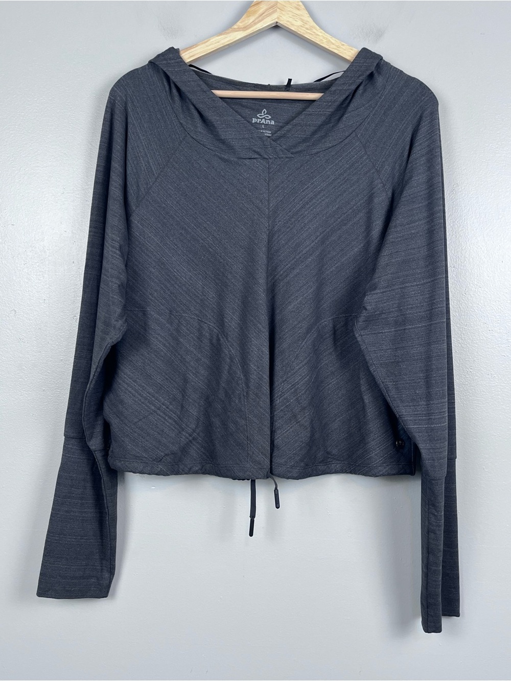Prana Women's Relaxed Fit Cropped Heathered Gray Inigma Hoodie Size L; Gorpcore